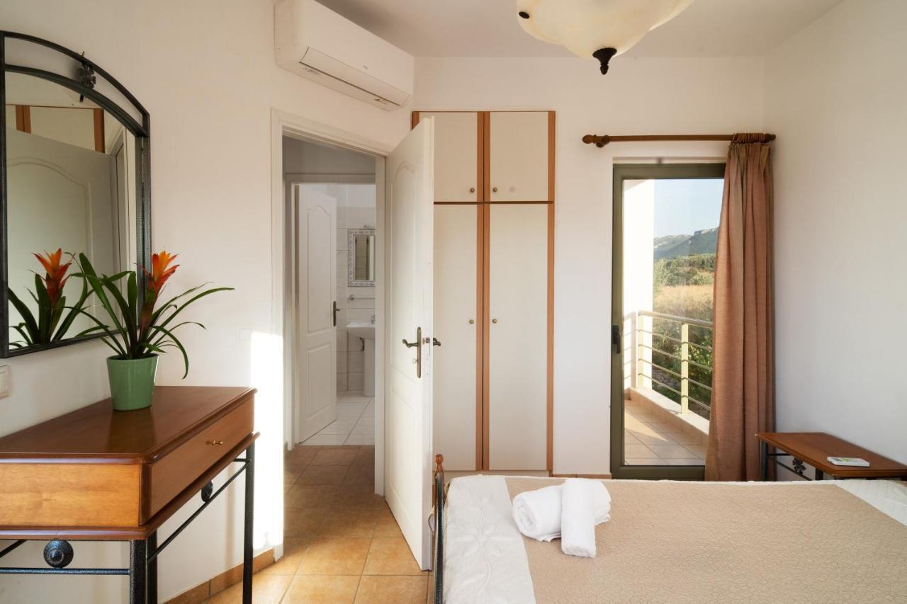Villa Luisa Exclusive Residences 모넴바시아 외부 사진