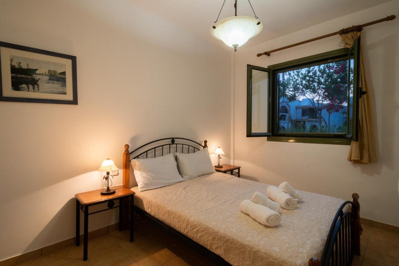 Villa Luisa Exclusive Residences 모넴바시아 외부 사진