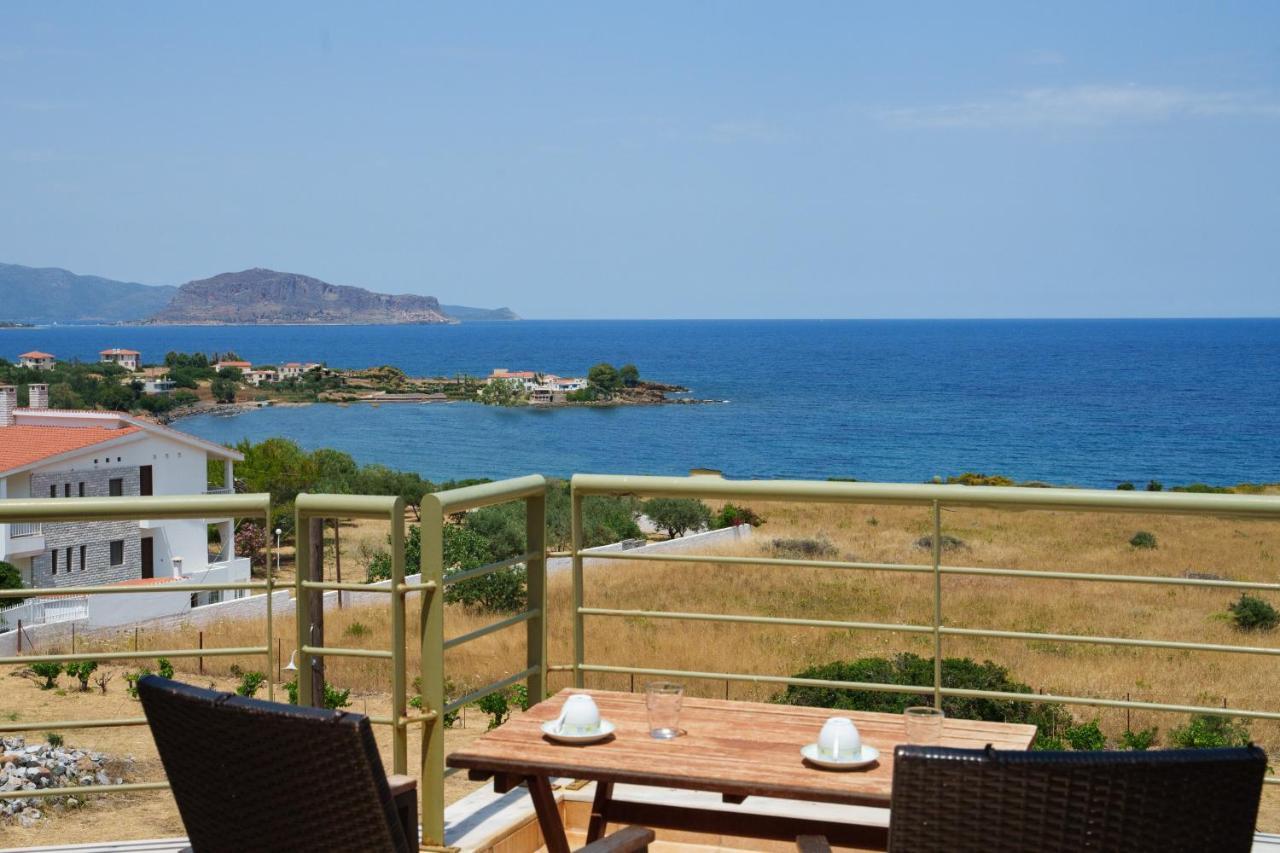 Villa Luisa Exclusive Residences 모넴바시아 외부 사진