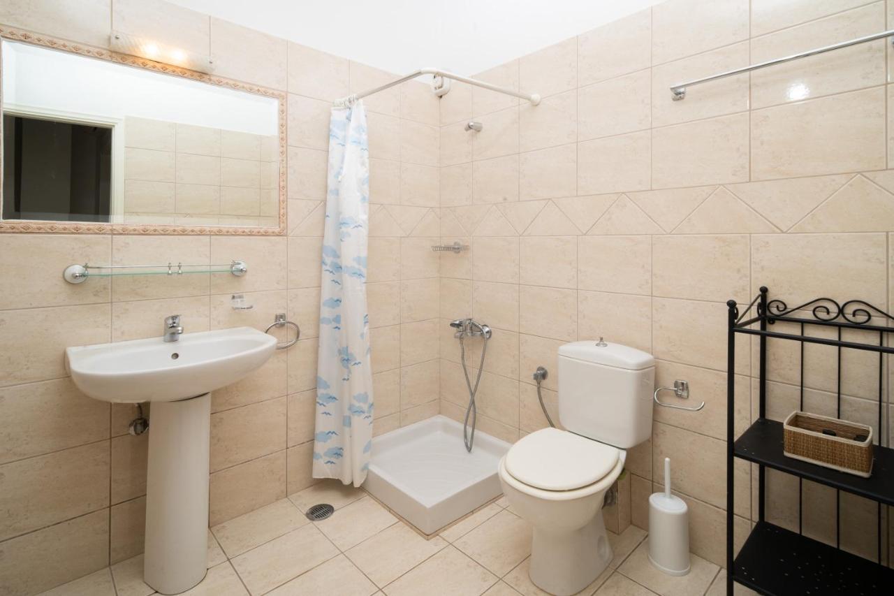 Villa Luisa Exclusive Residences 모넴바시아 외부 사진